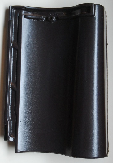 Monier De Nieuwe Hollander zwart vol donker gevelpan links