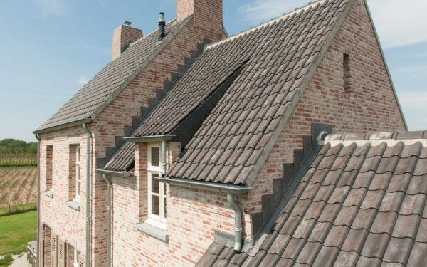 OH451 rechter gevelpan blauw gesmoord